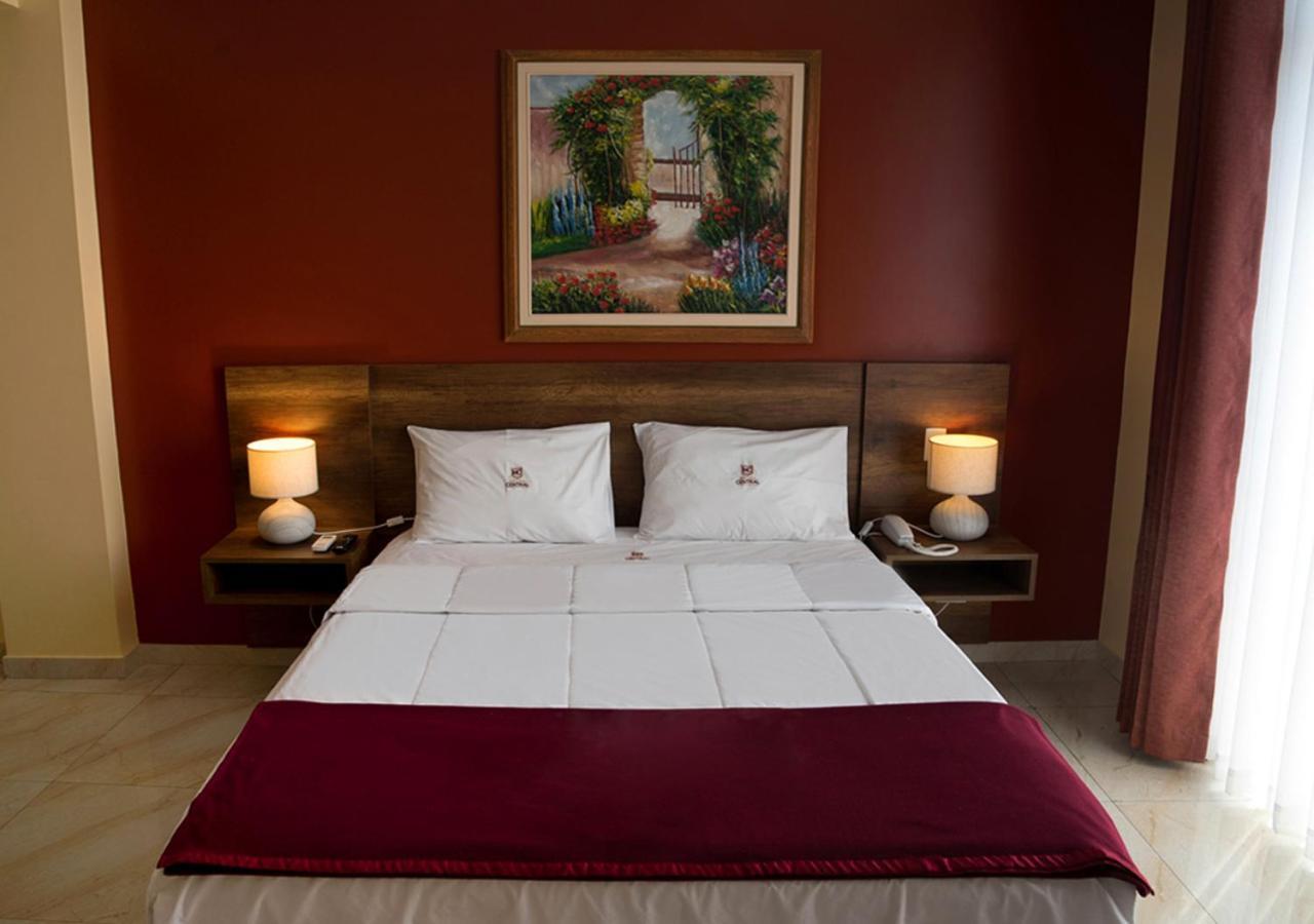 Hotel Central Trujillo Zewnętrze zdjęcie