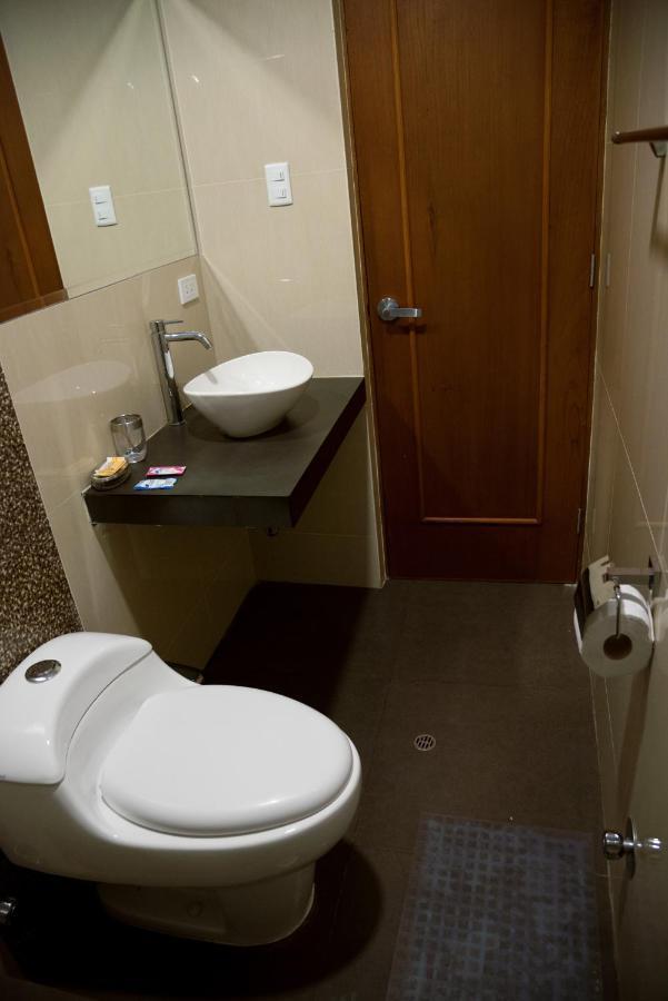 Hotel Central Trujillo Zewnętrze zdjęcie